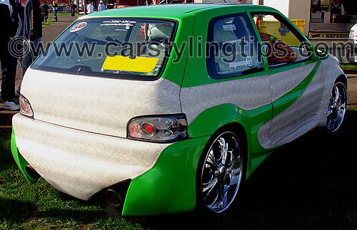 Other than that this is a standard 2001 Citroen Saxo VTR 1.6.